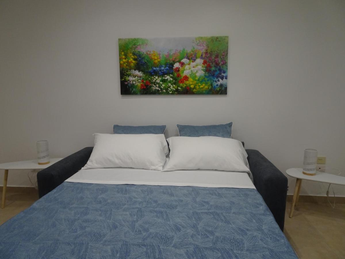 Apartamento A Casa Di Pako Salerno Exterior foto