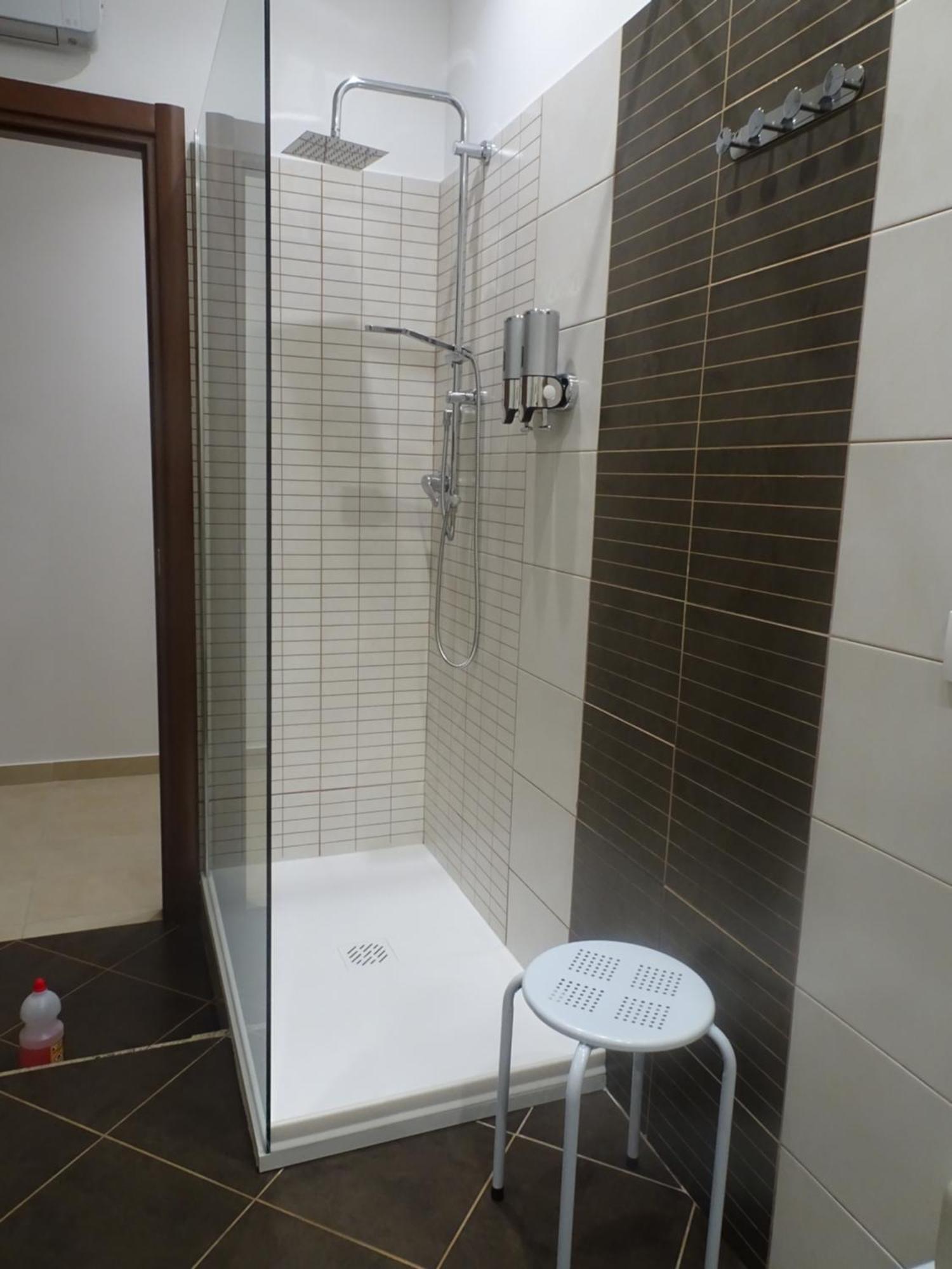 Apartamento A Casa Di Pako Salerno Habitación foto